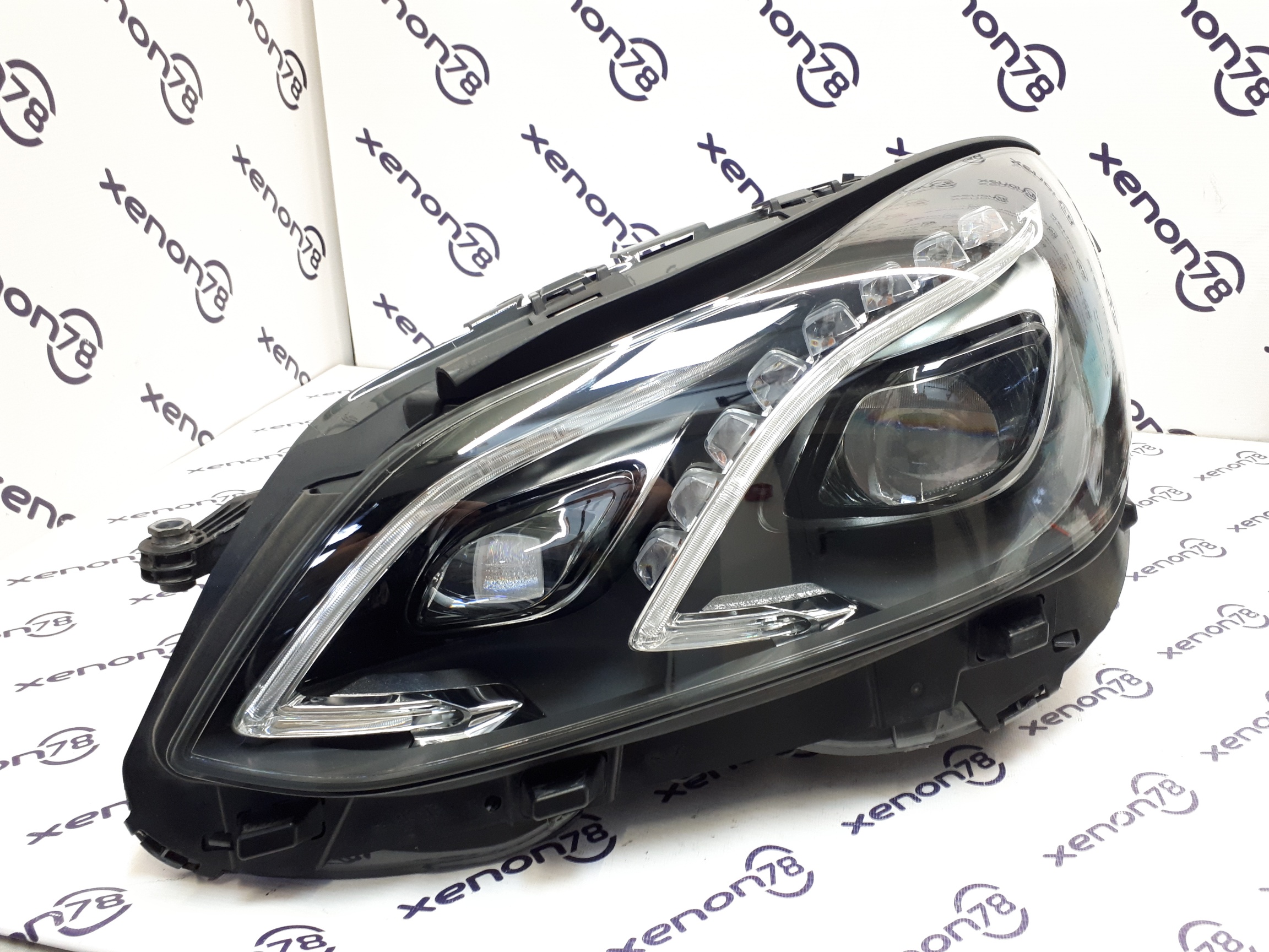 Фара Mercedes E-class w212 (рест.13-16г.) LED левая A2129063103KZ бу (новое стекло)П1-13-1