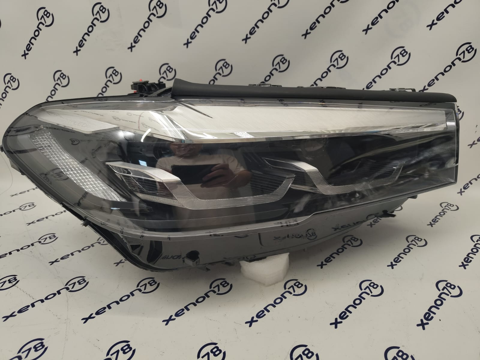 Фара BMW 5 G30 рест. Правая 63119479258 бу 20г.(новое стекло) 83176376