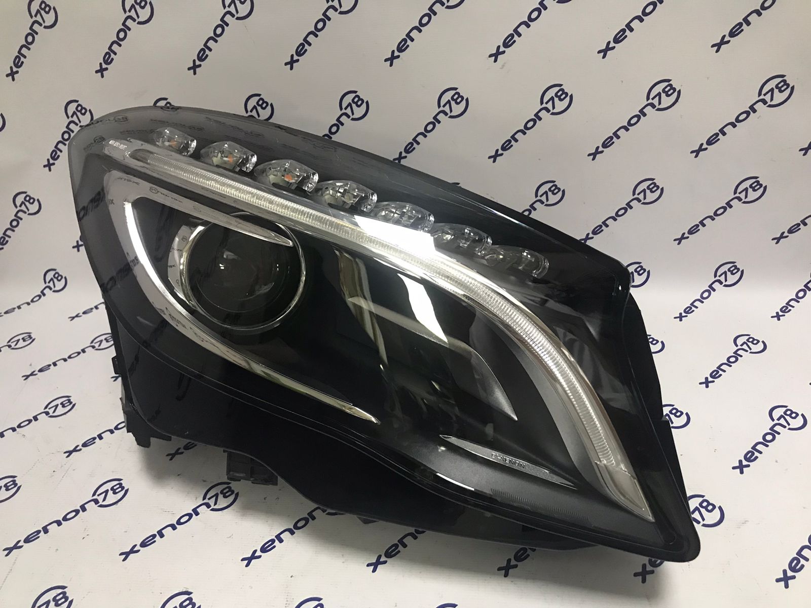 Фара Mercedes GLA x156 правая A1569061800 бу 16г. (без блоков) П1-4-4