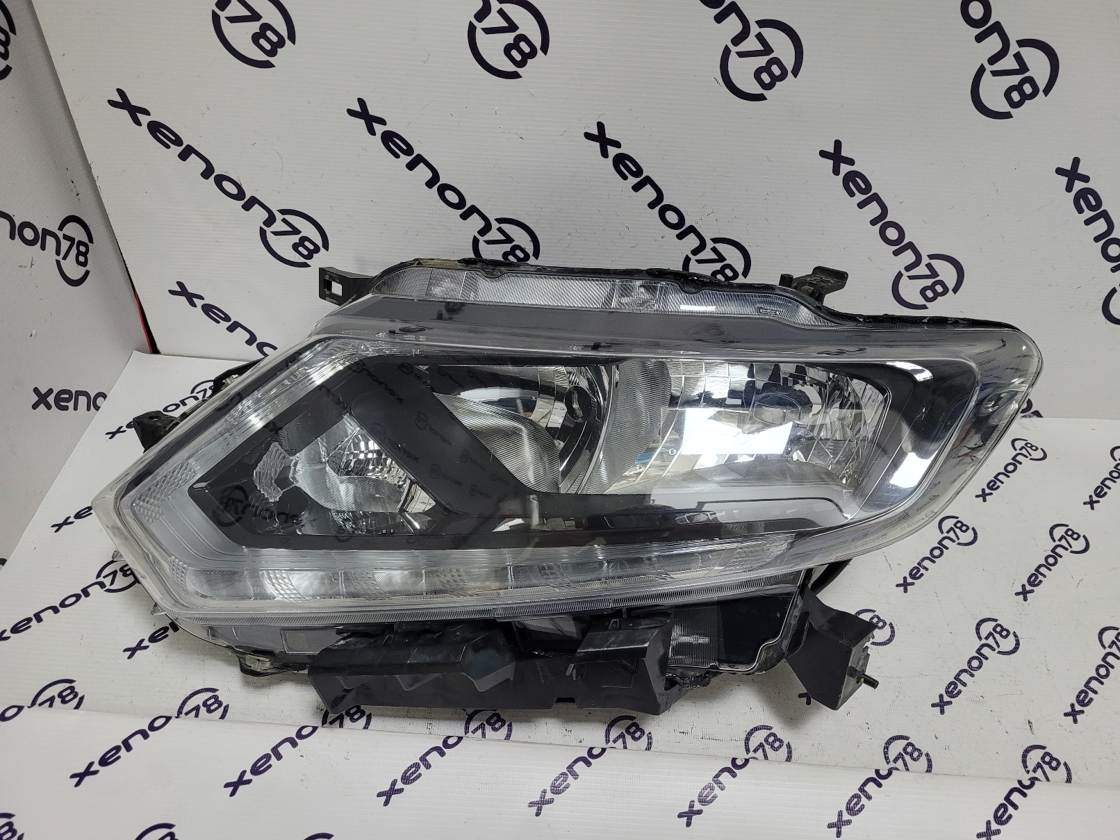 Фара Nissan X-Trail T32 левая (галоген H11) 20-4448F2( 260604CC1C) б/у 16г.П1-16-1