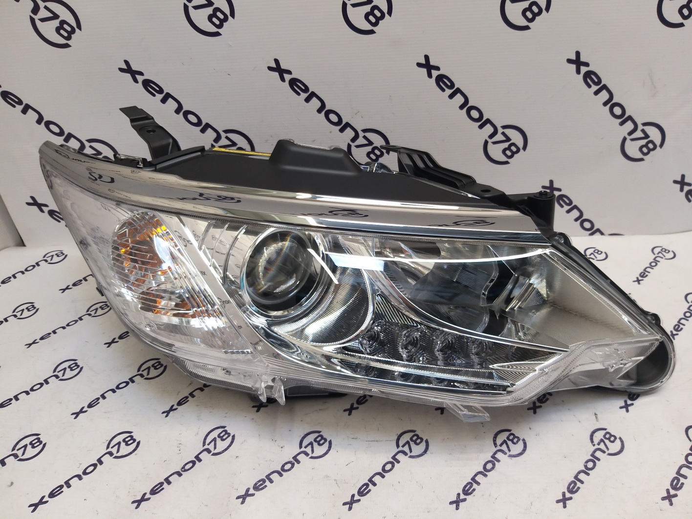 Фара Toyota Camry v50 рест. (14-17г.) правая 81145-33891 Koito Оригинал! НОВАЯ!