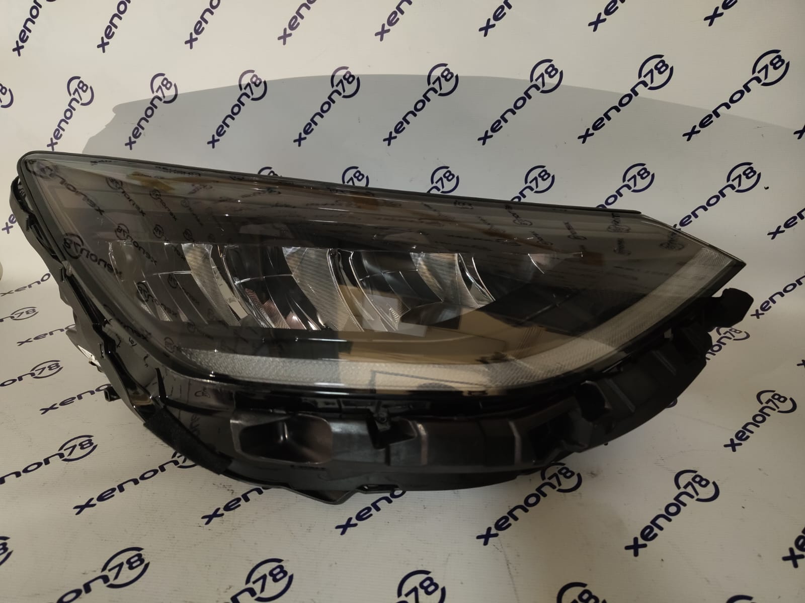 Фара Hyundai Sonata 8 DN8 правая 921021100 (рефлектор) БУ 21г. П1-12-1