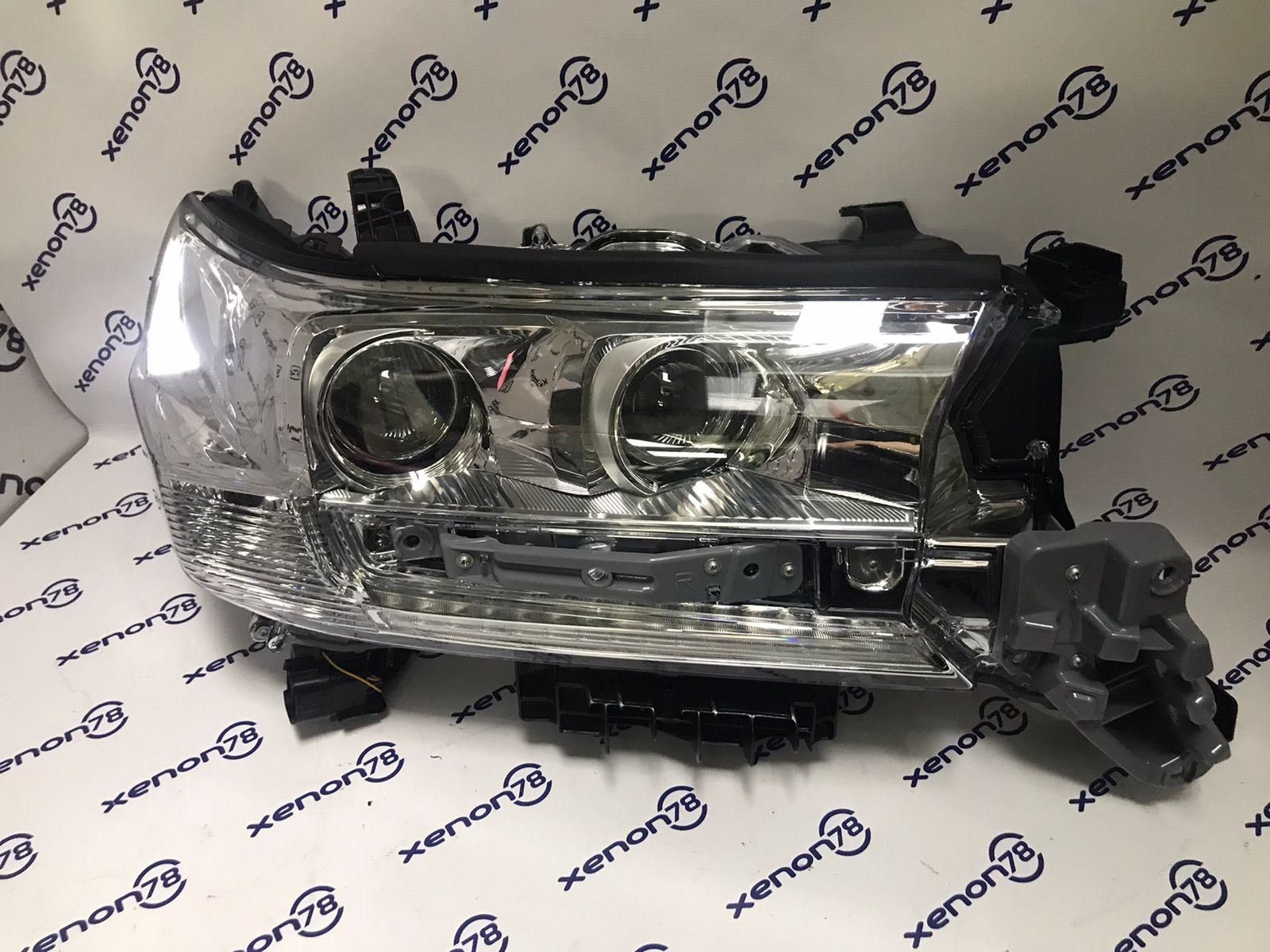 Фара Toyota LC200 LED (16-21г.) правая АНАЛОГ 8110560K11 (гарантия 6мес.)