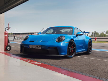 992
