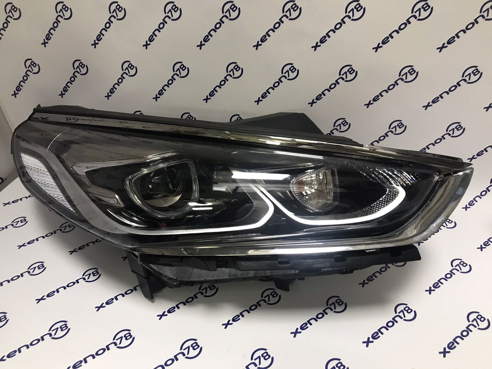Фара Hyundai Sonata 18г. LED правая 92102C1620 БУ Новое стекло! П1-18-2