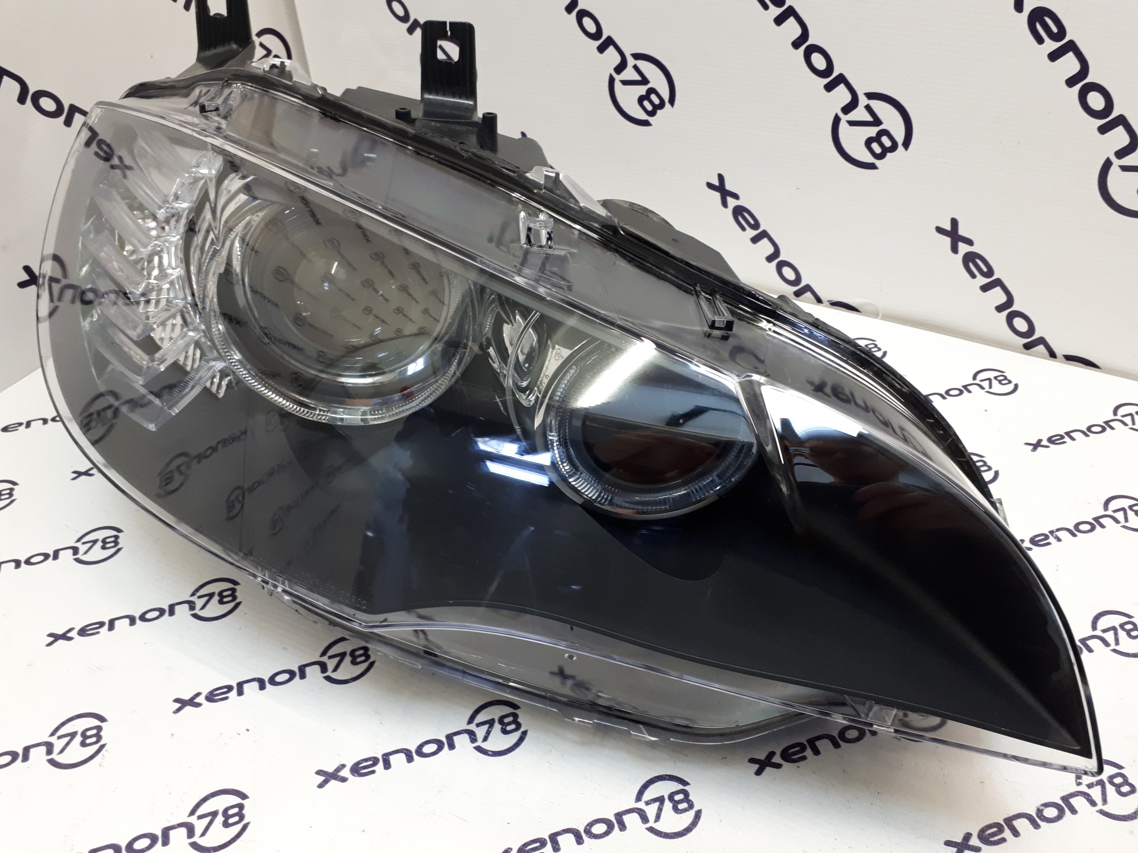 Фара BMW X6 E71 правая 7287010-01 Hella1EL009644-52(новое стекло и линза)БУ