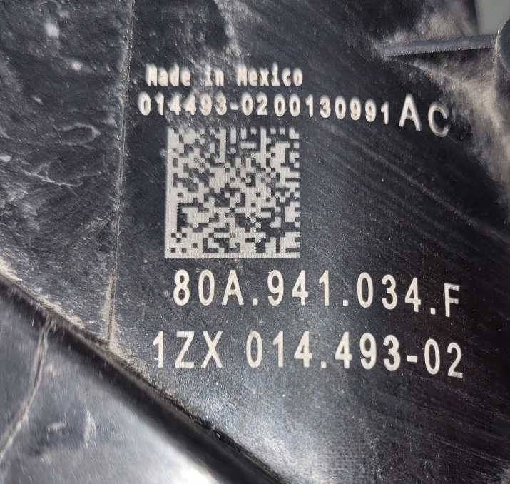 Фара Audi Q5 (2рест.20-25г.) правая 80A941034F БУ (замена стекла) П1-