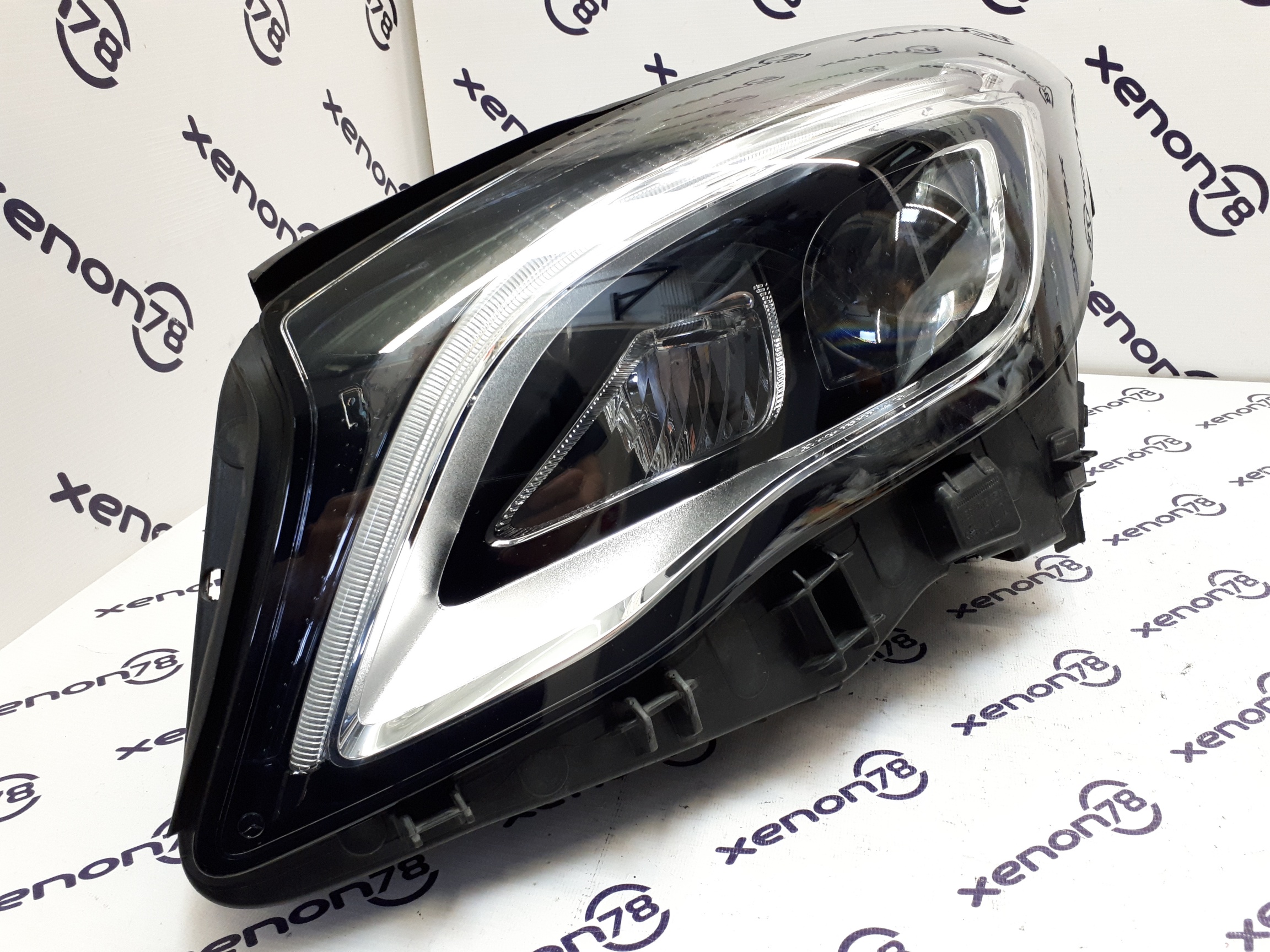 Фара Mercedes GLA x156 левая D3s A1569066900 бу (ремонт ниж.кр.) П1-1-4