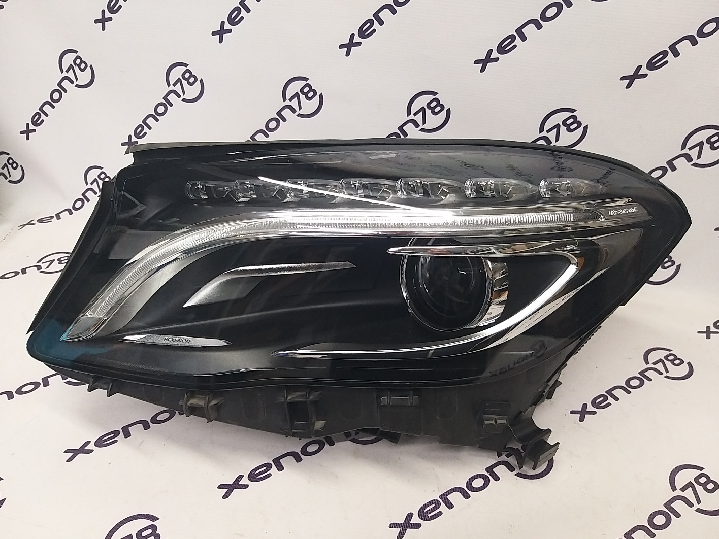 Фара MB GLA-1 X156 левая A1569061700 бу (Новый корпус и стекло)П1-3-6