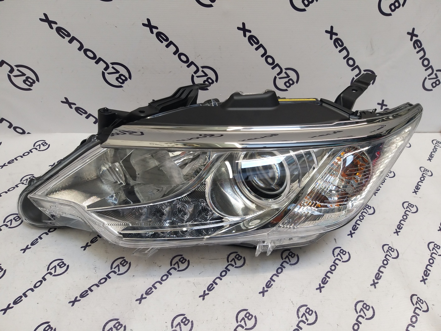Фара TOYOTA Camry V50 рест. левая 81110-33891 Koito без AFS Новая(без блока и лампы D4s, H9)