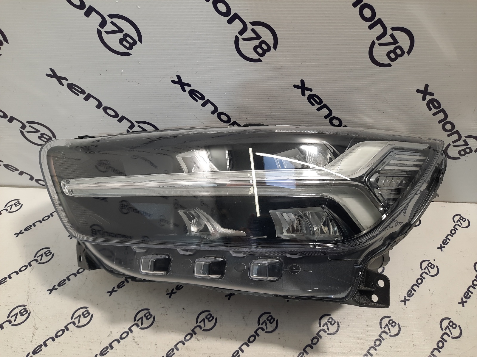 Ремкомплект фары Volvo XC40 18г.левая 31655989 (Вся начинка)