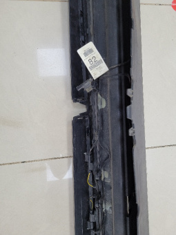 Накладка на порог Mercedes GL x166 левая A1664401805 (с подсветкой) ПРОДАНА