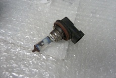 Установка светодиодных ламп с линзой под цоколь H7 в противотуманные фары - Audi Q5