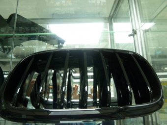 BMW X5 F15(X6 F16) Решётки радиатора(ноздри БМВ Ф15) чёрный лак (комплект)
