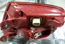 Ремонт светодиодов и устранение запотевания заднего фонаря Audi A8